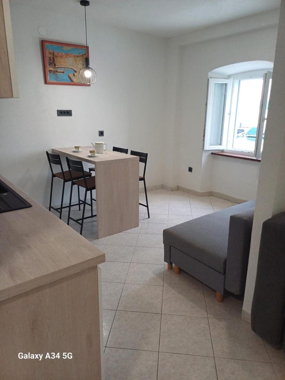 Apartmani Centar סלצה מראה חיצוני תמונה