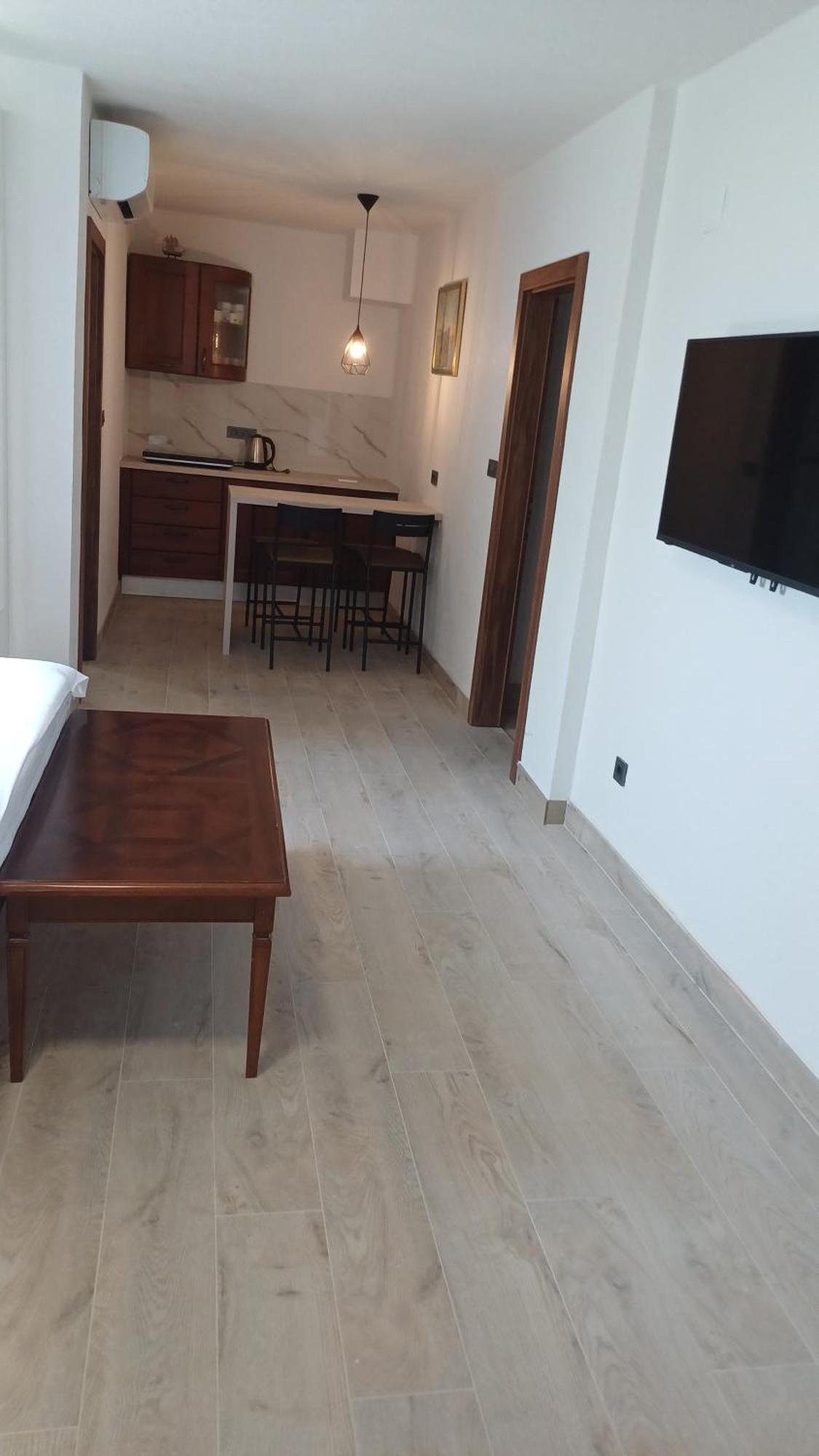 Apartmani Centar סלצה מראה חיצוני תמונה